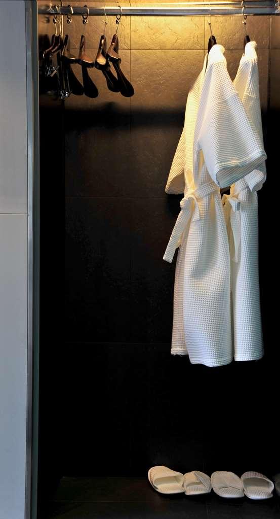 Best Western Sukhumvit 20 Banguecoque Quarto foto