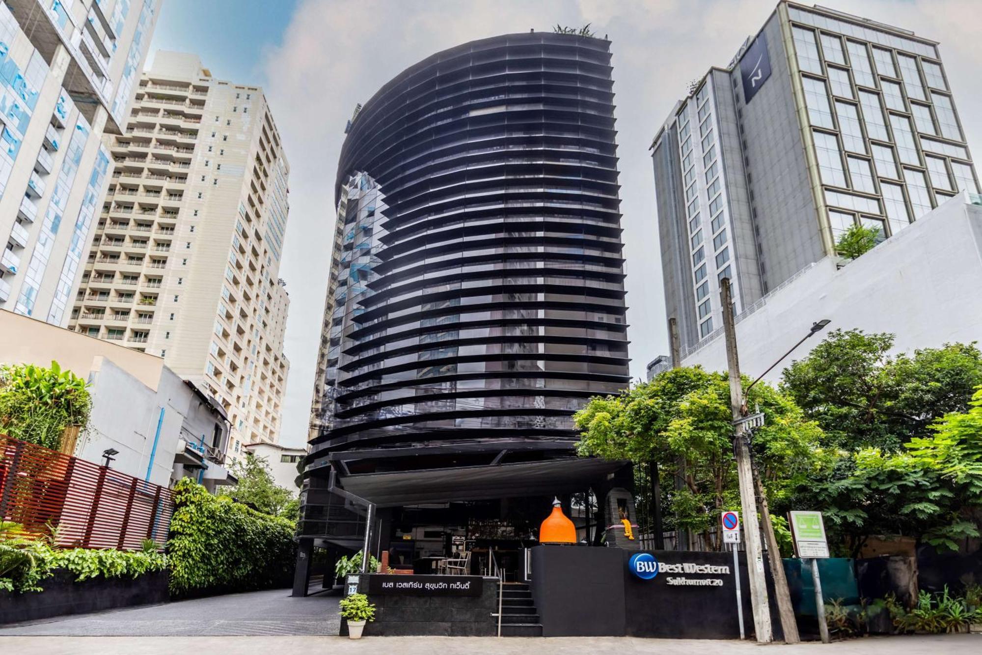 Best Western Sukhumvit 20 Banguecoque Exterior foto