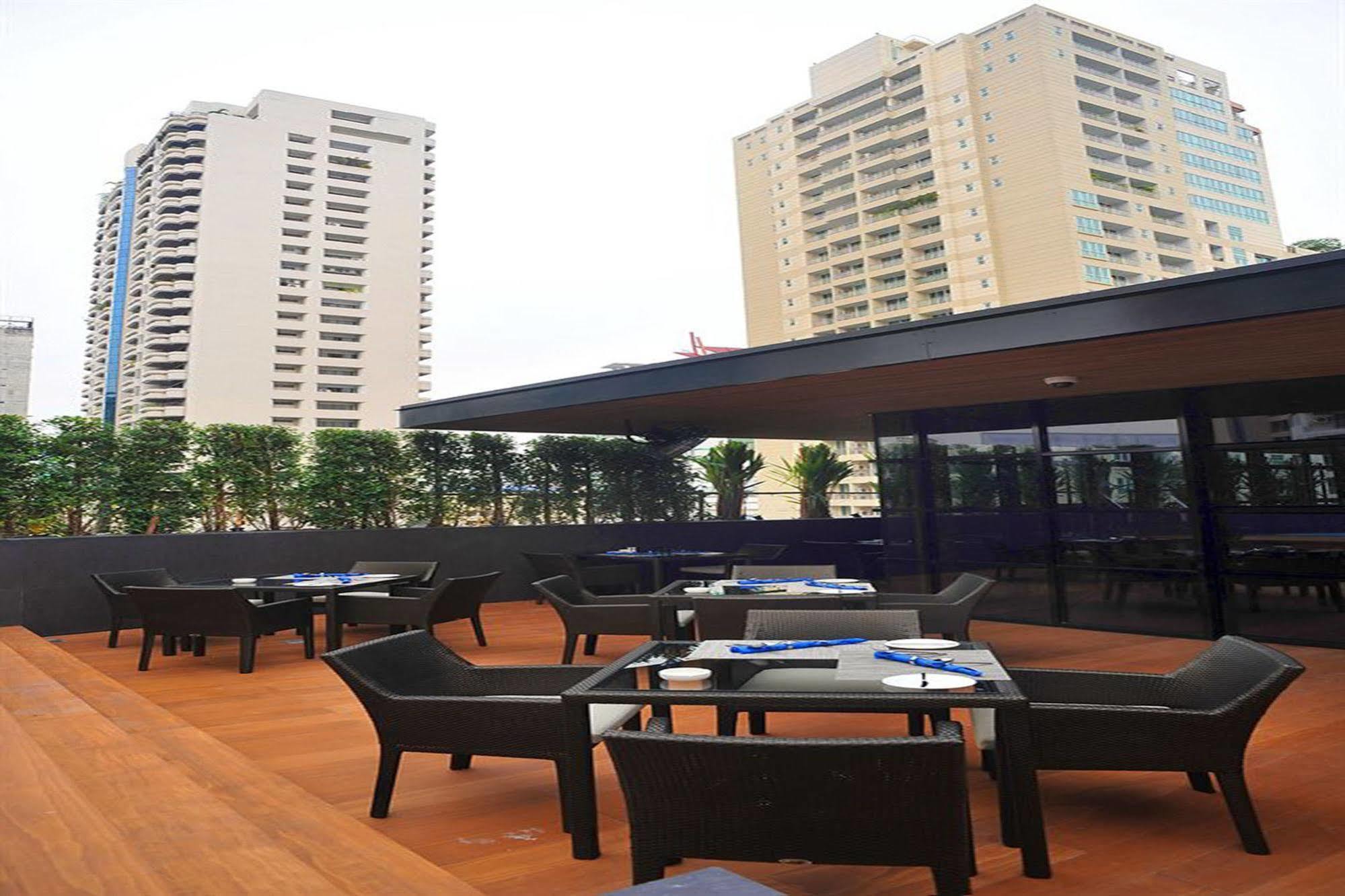 Best Western Sukhumvit 20 Banguecoque Exterior foto